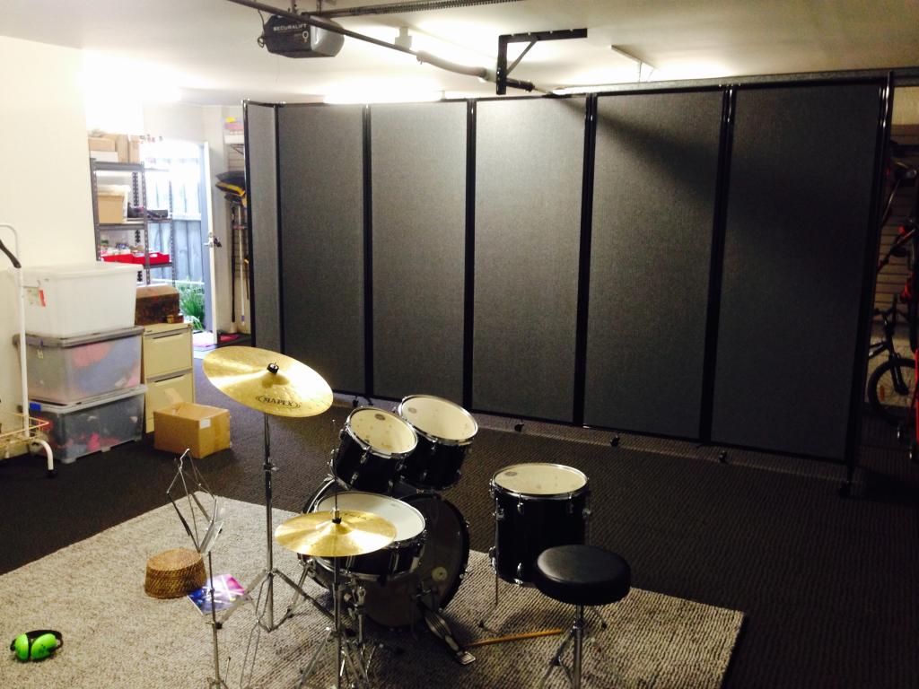 Dampening Unwanted Noise At Home Using Mobile Room Dividers