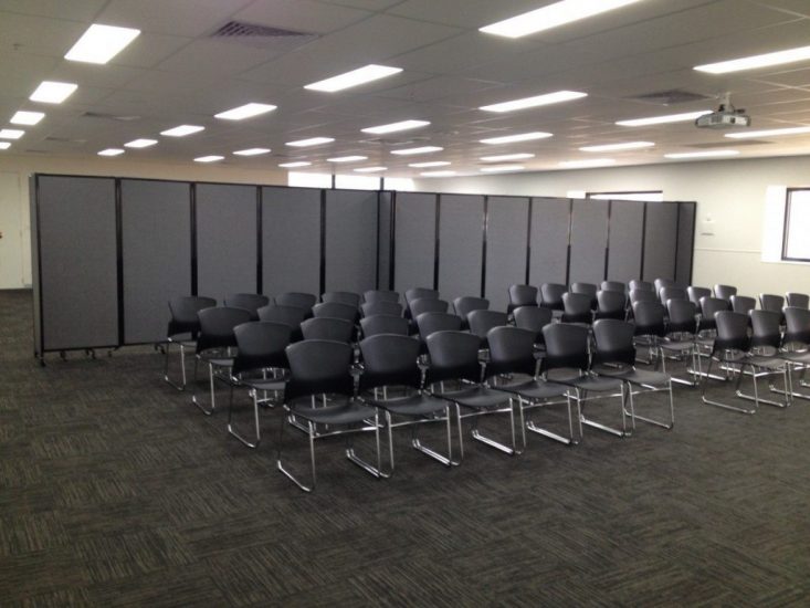 Creating Flexible Office Meeting Spaces Using Portable Room Dividers