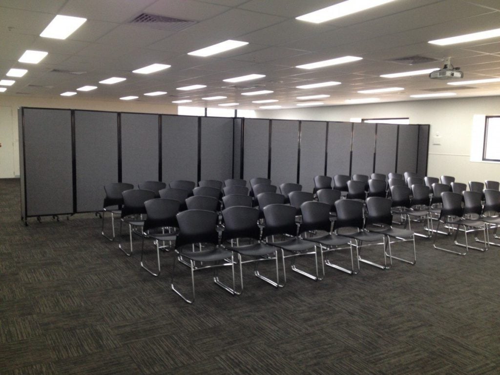 Creating Flexible Office Meeting Spaces Using Portable Room Dividers