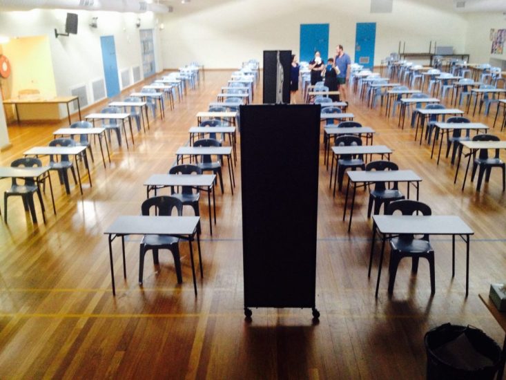 How Portable Room Dividers Can Cluster Students During Exams