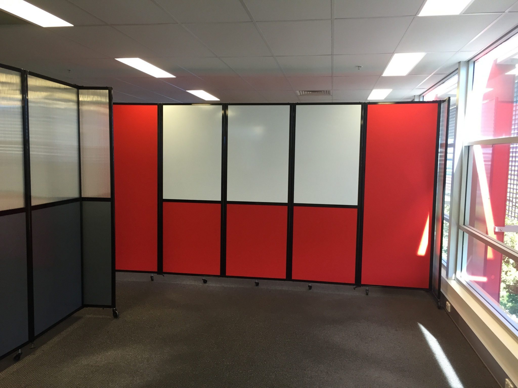 whiteboard portable office partitions Red custom temporary wall with whiteboard for workstation - Portable Partitions