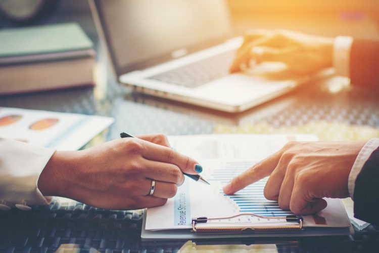 The Most Common Office Distractions (and How to Beat Them)