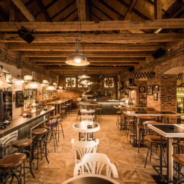 Restaurant Room Divider in Australia