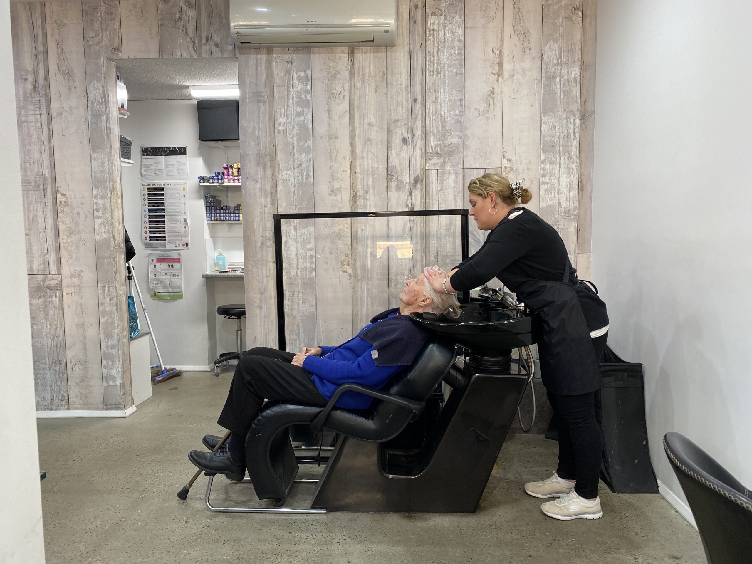 Graphix3 Salon chair and basin protection screens pespex with black frame
